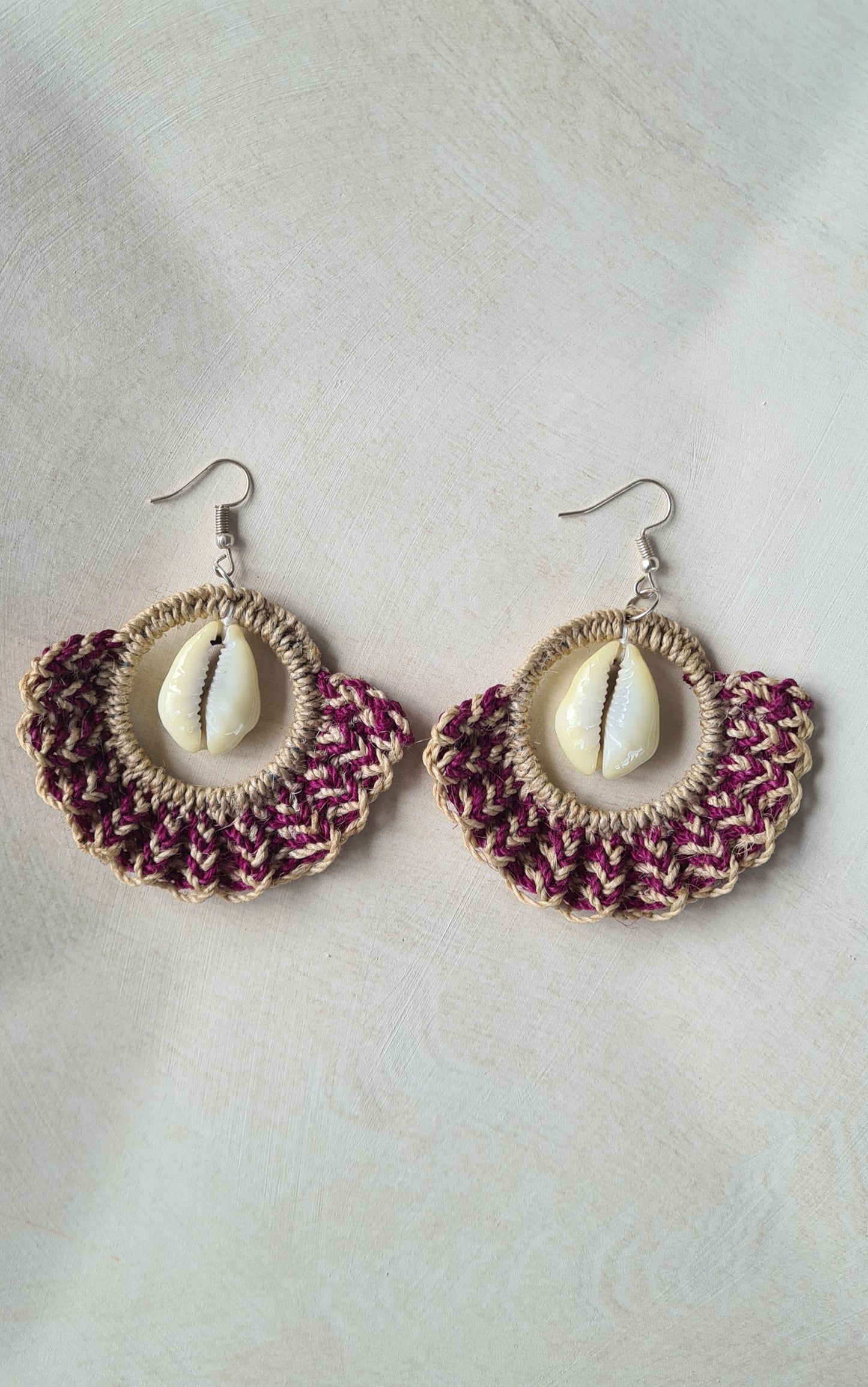 Sepik Cowrie Earrings - Rouge Fan