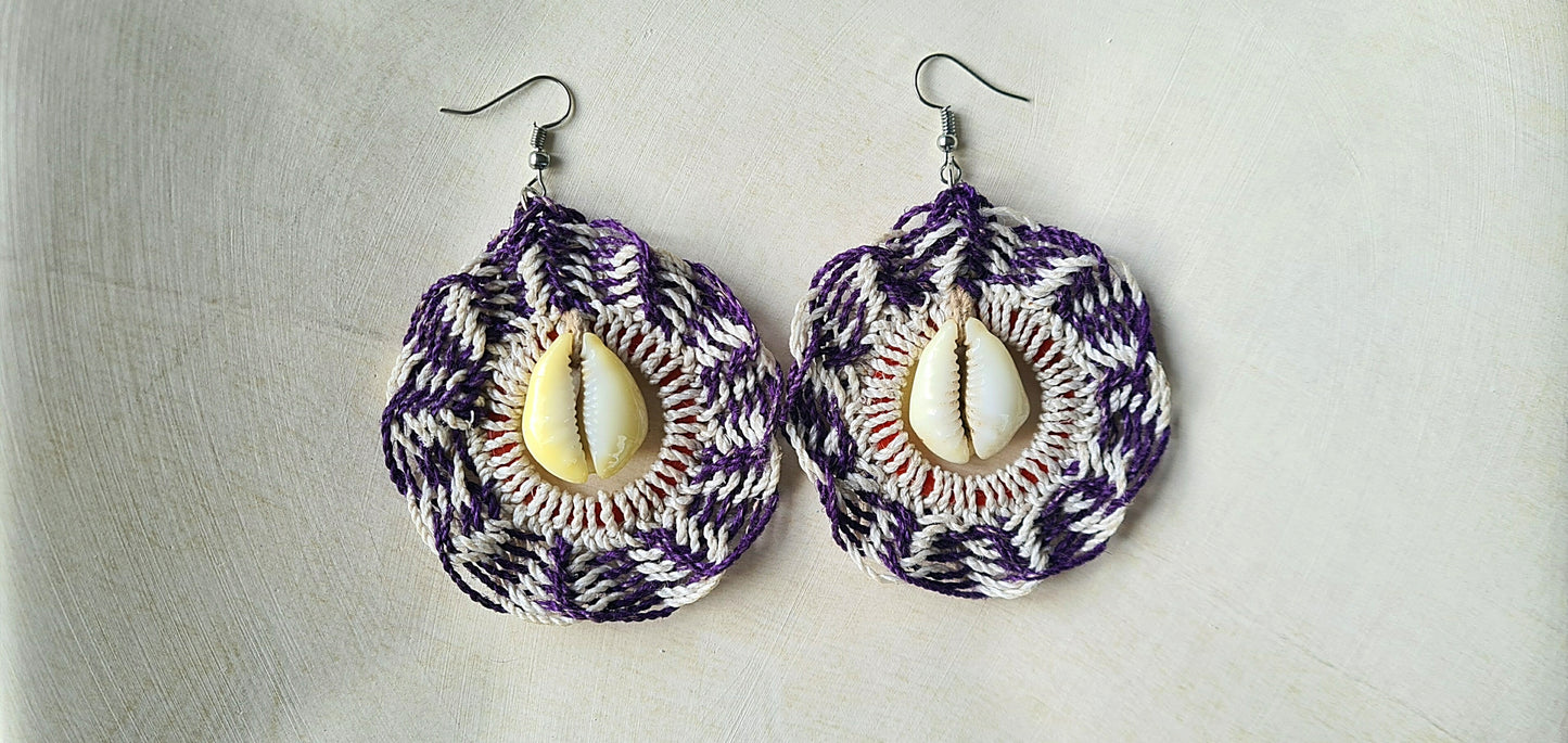 Sepik Cowrie Earrings- White Indigo