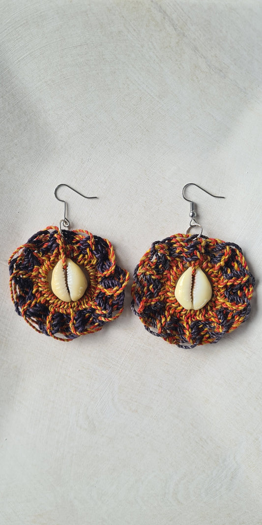 Sepik Cowrie Earrings - Fiery Sunset